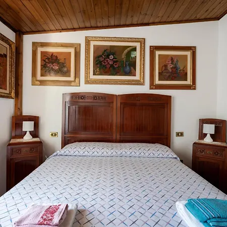 A Casa Di Gina Oda ve Kahvaltı 3*